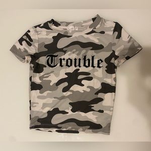 fitted camo cropped tshirt